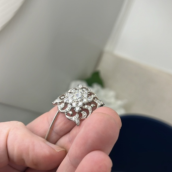 Beautiful Absolute 925 Italy Sterling Silver Necklace with CZ Pendant - Picture 15 of 15